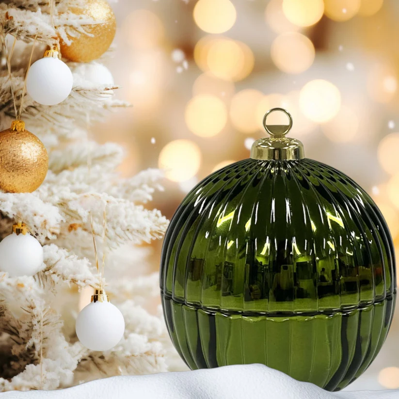 Christmas Bauble Candle | Green