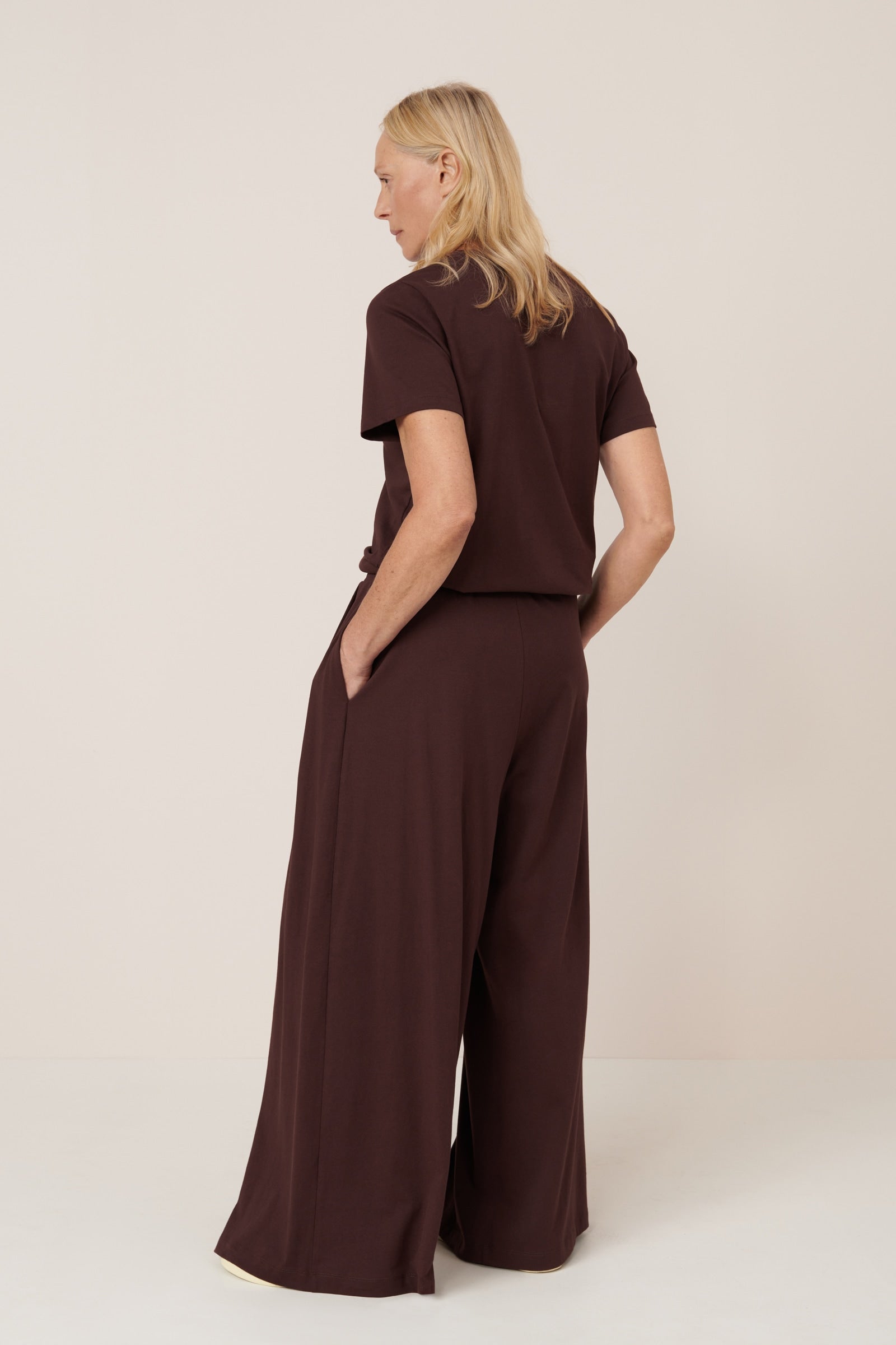 Kowtow Drape Pant Mahogany
