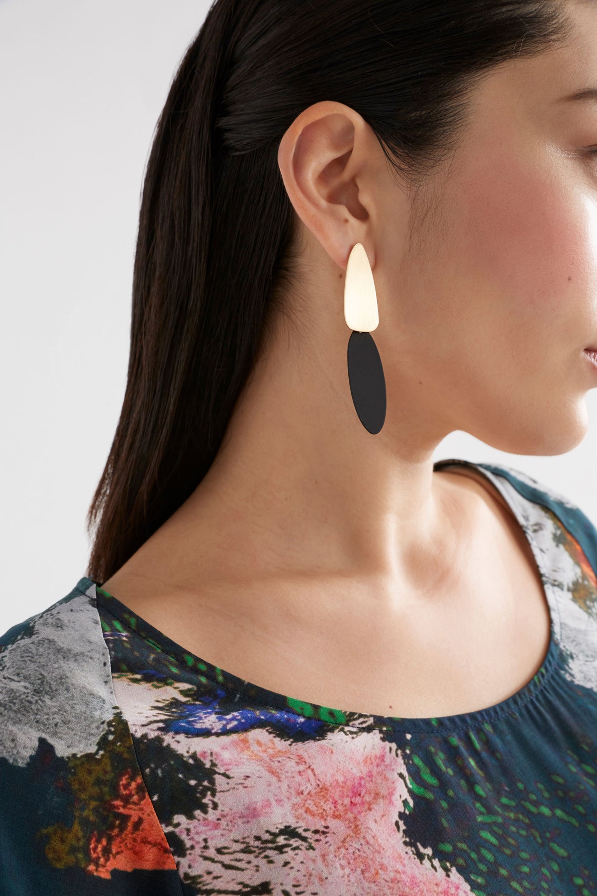 Elk Finn Long Drop Earring Black