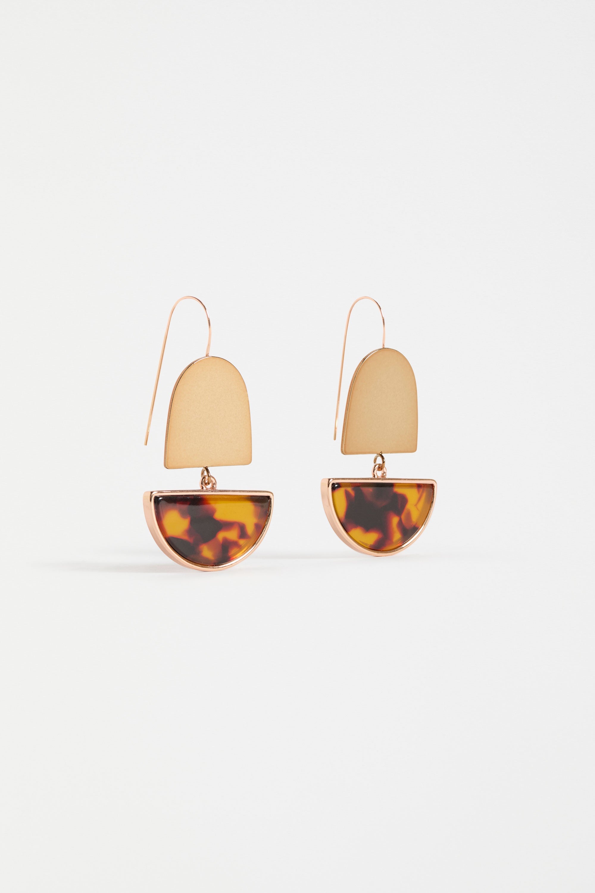 Elk Heran Hook Earring Tortoiseshell