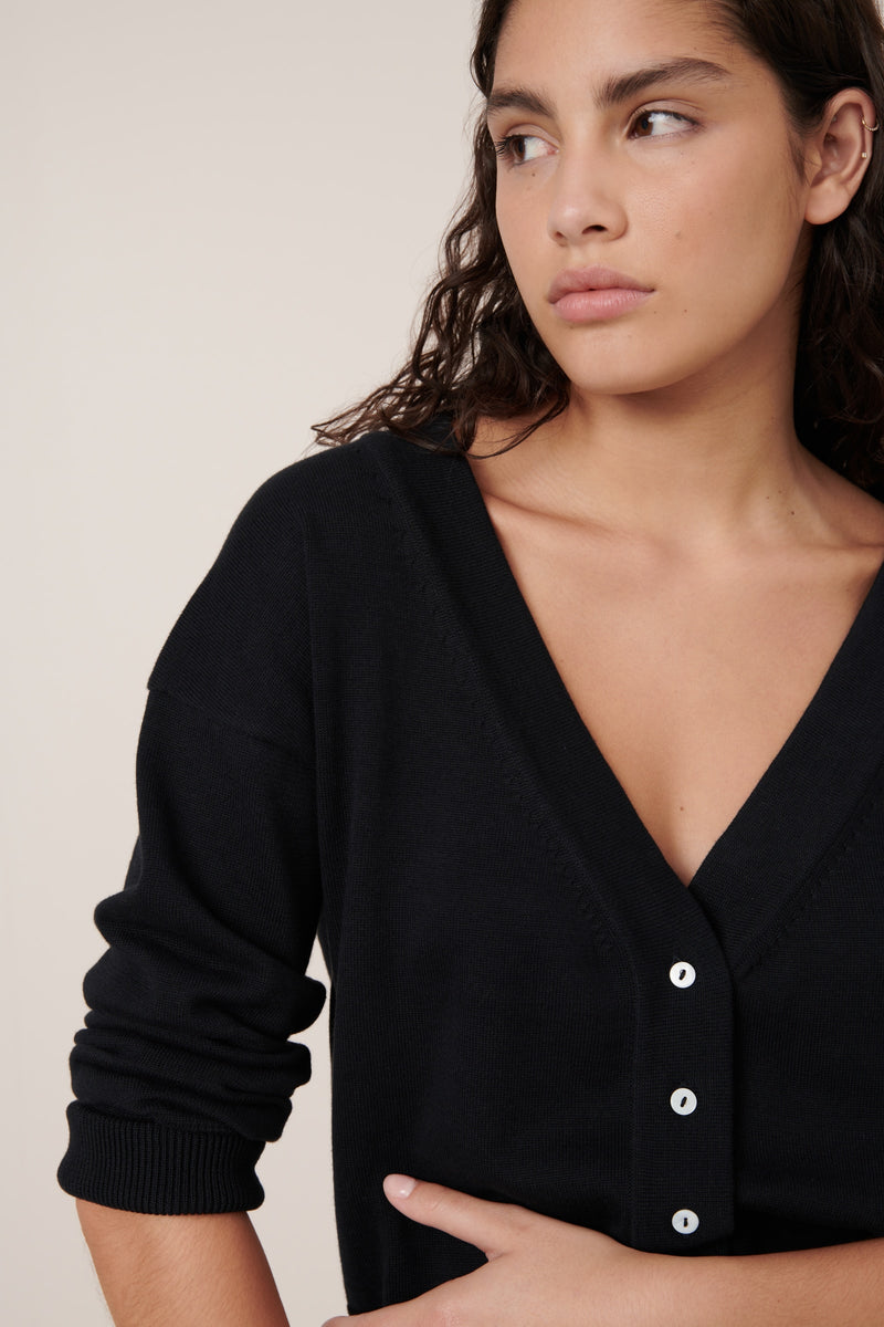 Kowtow Willow Cardigan Black
