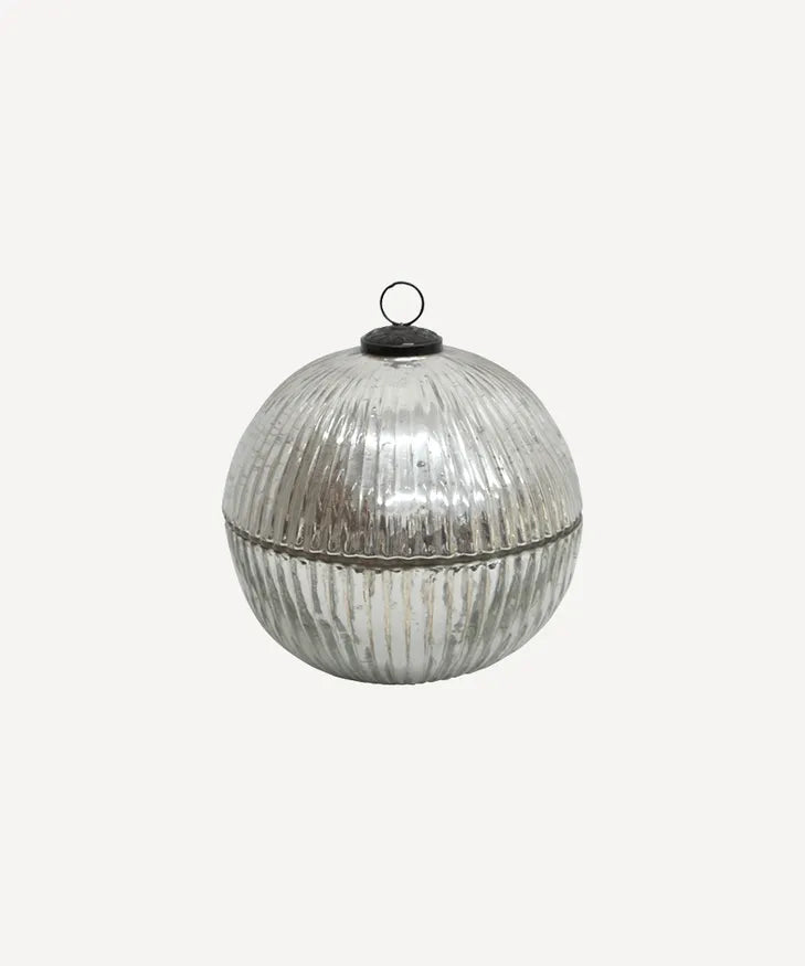Bauble Candle | Silver Ribbed