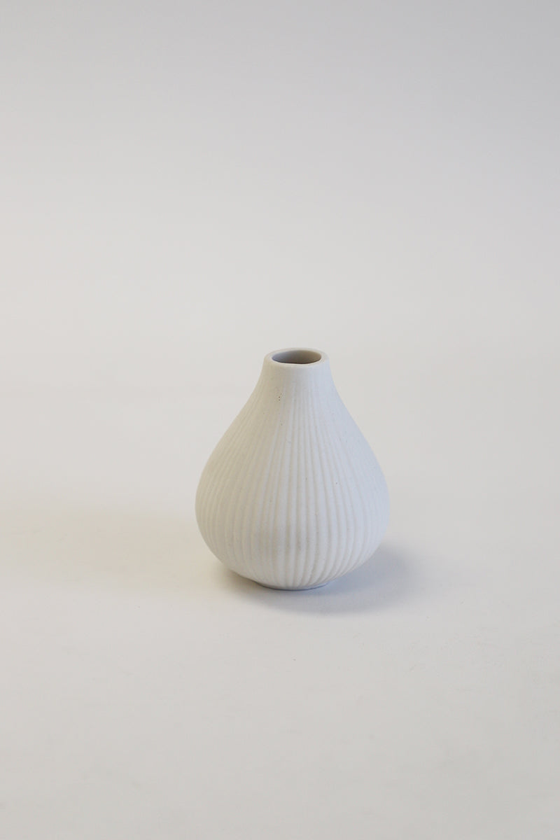 Porcelain Weald Vase Mini
