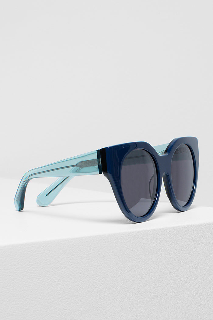 Elk Naema Sunglasses Navy/Emerald