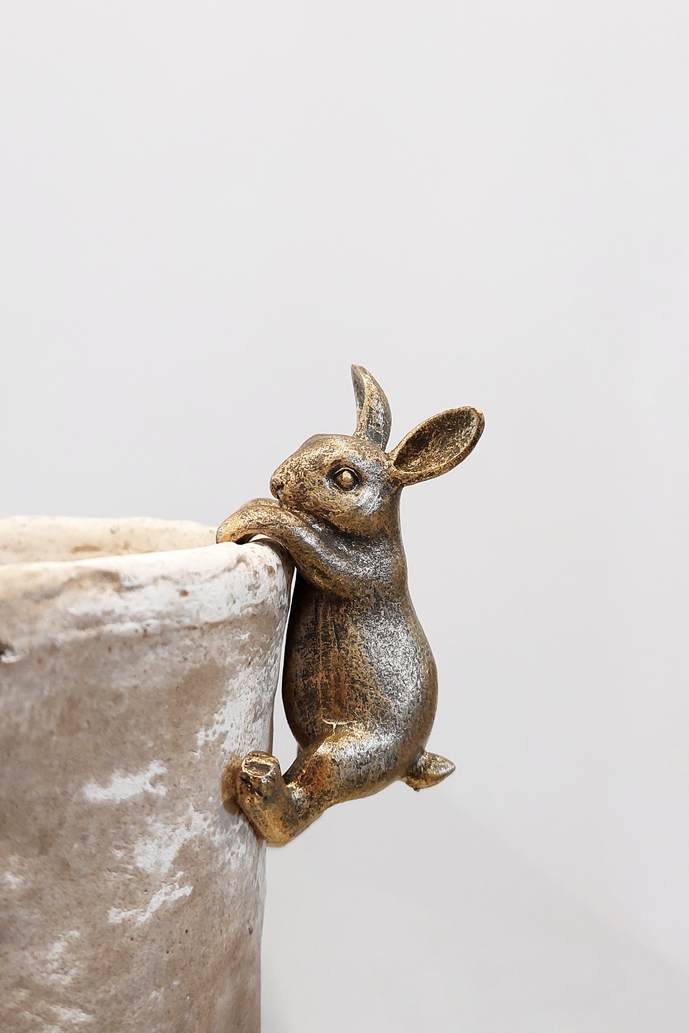 Hanging Bunny | Dark Bronze